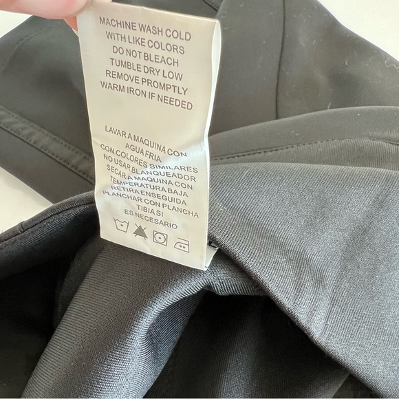 XOXO Women’s Black Back Zipper Pencil Skirt - Picture 11 of 12